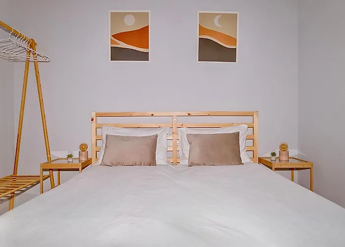 Cozy In The Center *